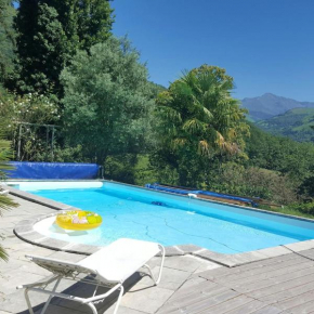 Villa de 3 chambres avec piscine privee jardin clos et wifi a Aspin en Lavedan